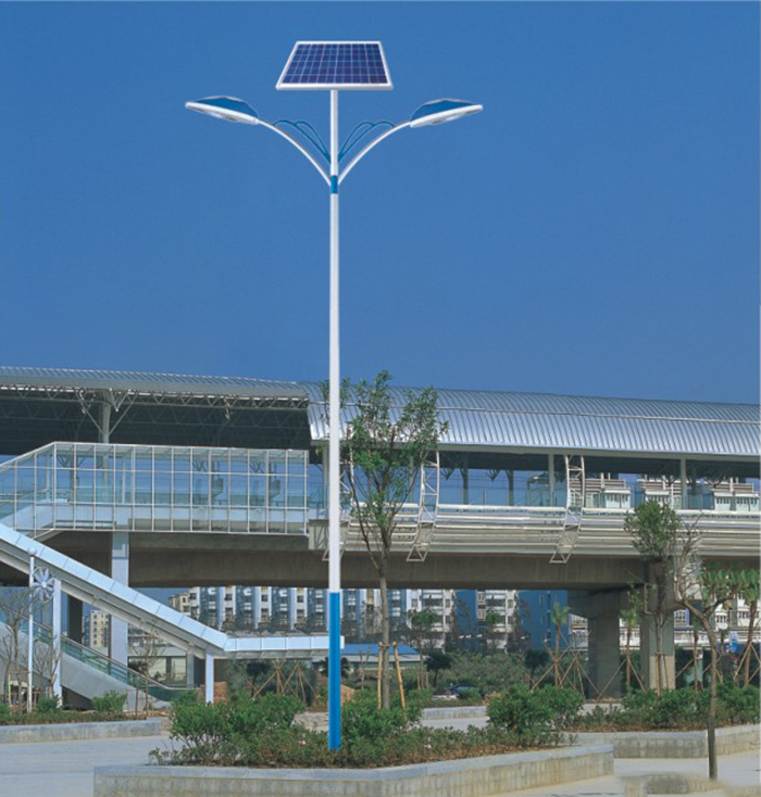 太陽(yáng)能節(jié)能路燈 市政太陽(yáng)能路燈 南德太陽(yáng)能路燈廠家
