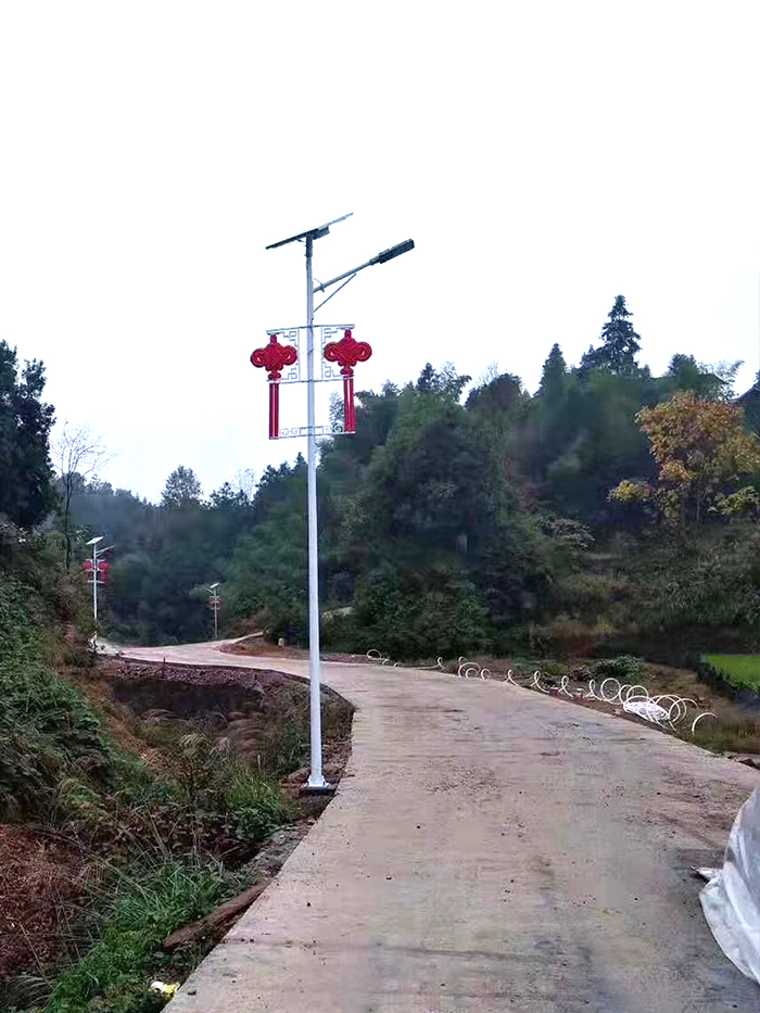 太陽能路燈_中國結(jié)太陽能路燈_南德太陽能路燈廠家