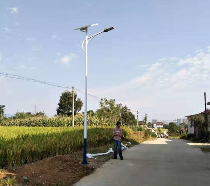 太陽(yáng)能路燈