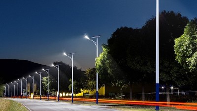 農(nóng)村6米太陽(yáng)能路燈是潮流趨勢(shì)