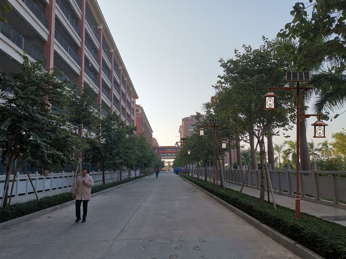 中山太陽(yáng)能路燈廠家 太陽(yáng)能路燈 南德