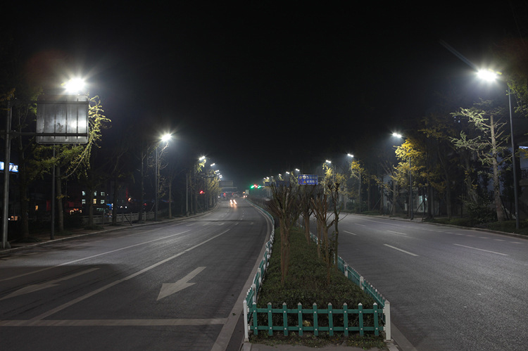 太陽能路燈_市政太陽能路燈_南德太陽能路燈廠家