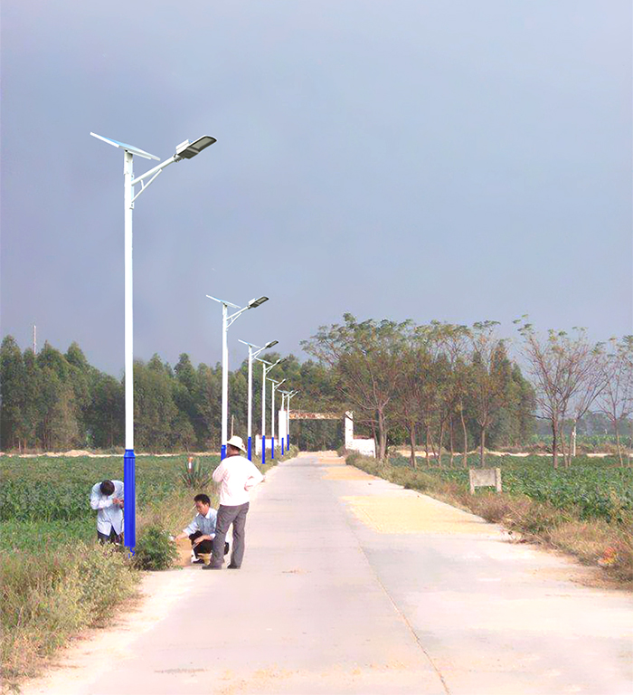 南德太陽能路燈_太陽能路燈價(jià)錢_太陽能路燈品牌排行榜
