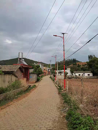 云南昆明市宜良縣安裝南德太陽(yáng)能路燈