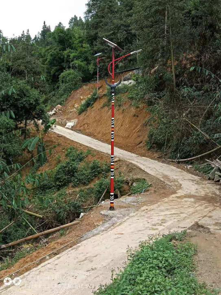 太陽(yáng)能特色路燈_云南特色太陽(yáng)能路燈_中山市南德太陽(yáng)能燈飾有限公司