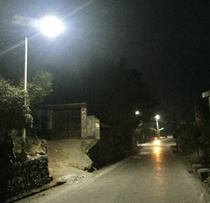 太陽能路燈 南德路燈 中山太陽能路燈廠家