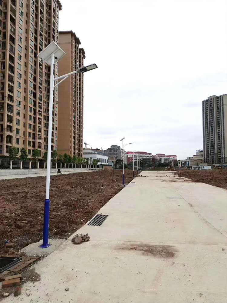太陽(yáng)能路燈_呼倫貝爾太陽(yáng)能路燈_房地產(chǎn)太陽(yáng)能路燈